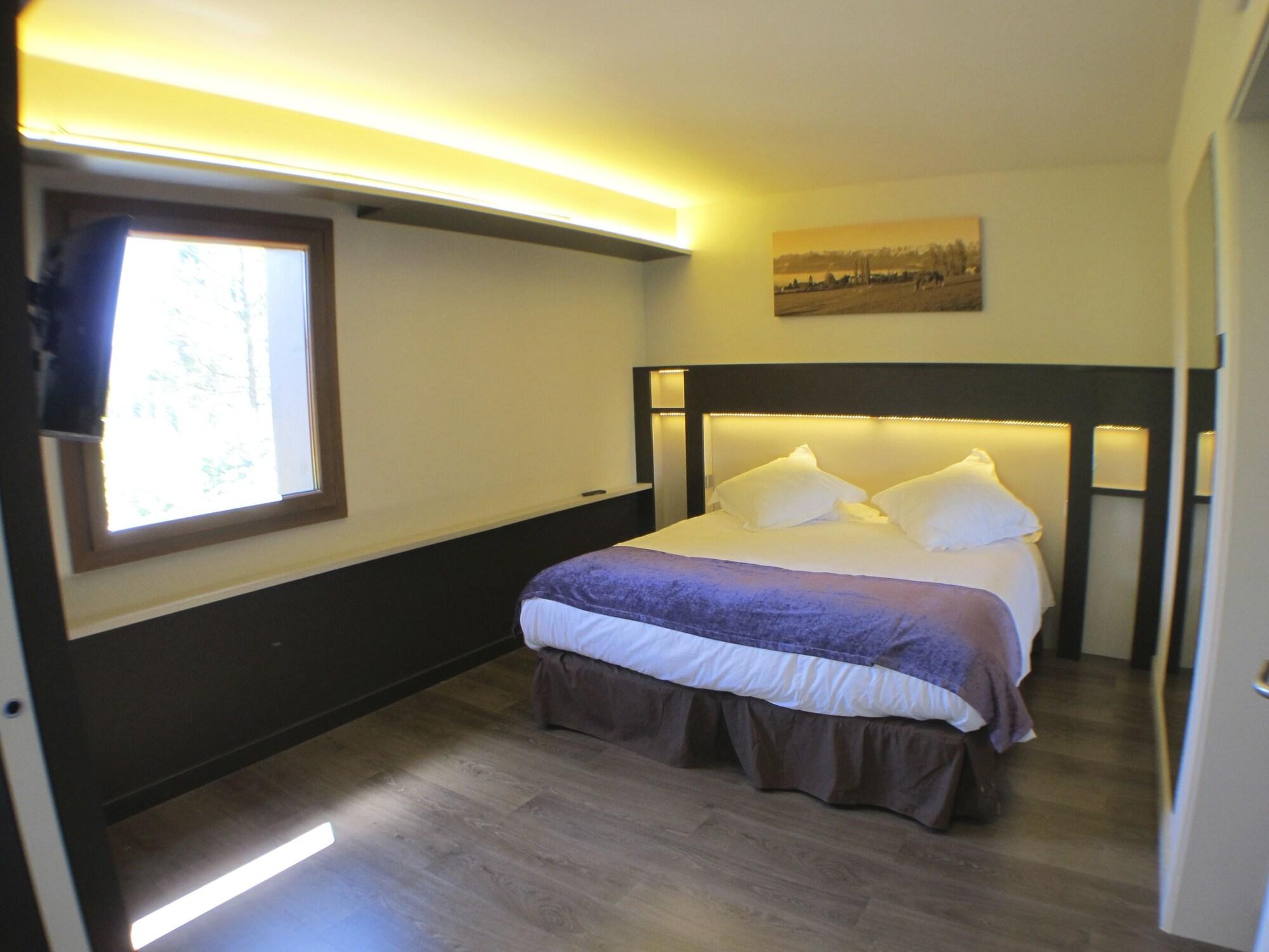 Hotel Mirador Lles Εξωτερικό φωτογραφία