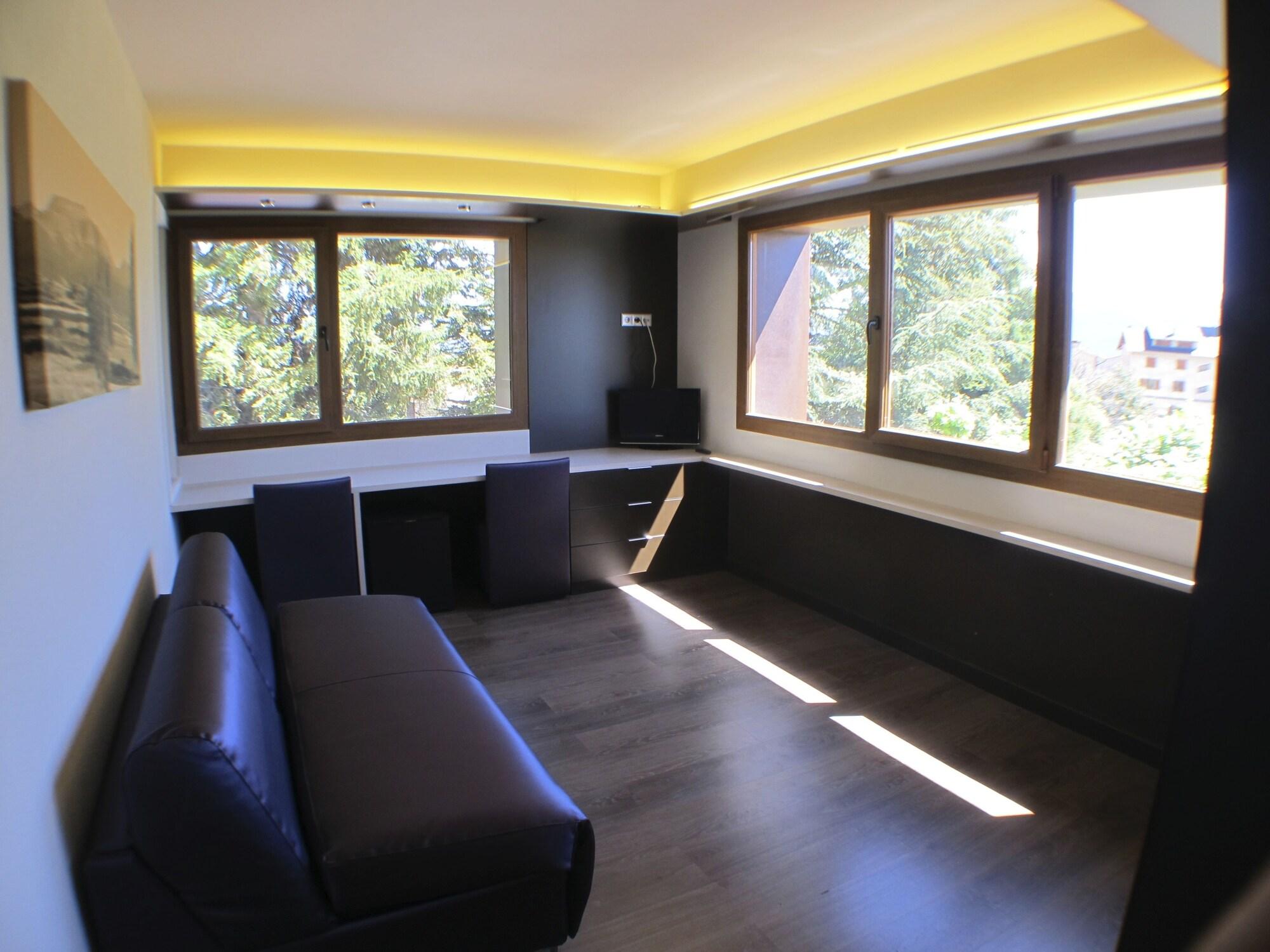 Hotel Mirador Lles Εξωτερικό φωτογραφία